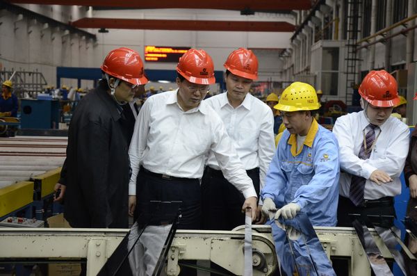 巴中市委書記李剛一行蒞臨我司考