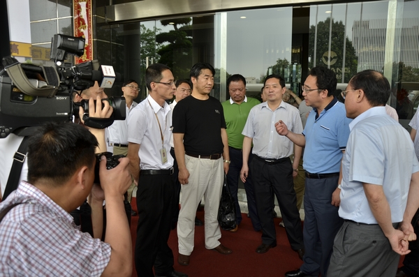 �|�t�̧��ñڦ۪v�{�H���F(xi��n)���q��F�˦{���@��Y�{�ڥq��Ԏ���f�u�@