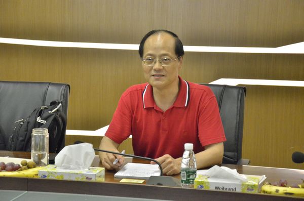 中國建築金屬齛c協會郝際平會長一行蒞臨我司指黯工作