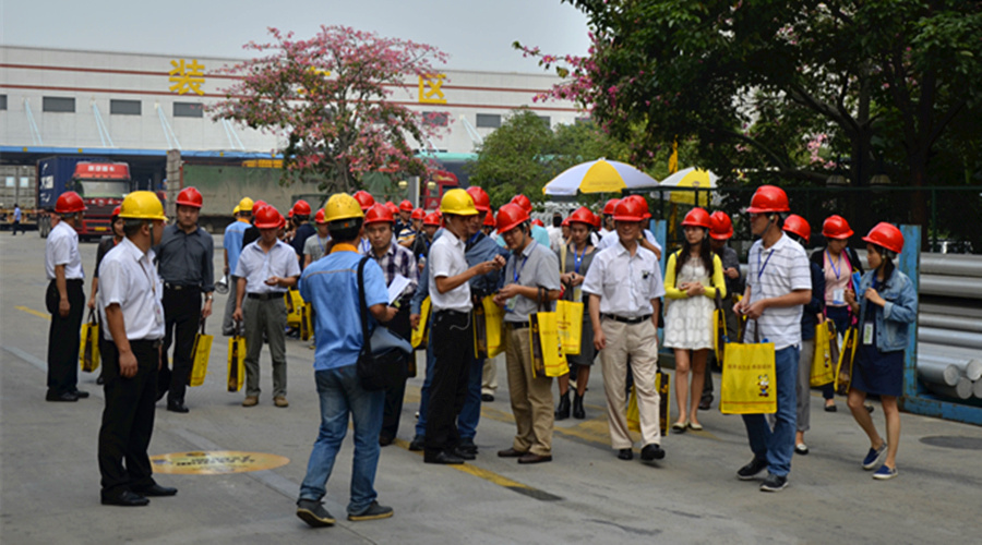 2015�~����M�g�Ͳ���Q�|�꺡�l�}�X�X��~�M�a�ΦU���~�N���Y�{�ڥq���[�I