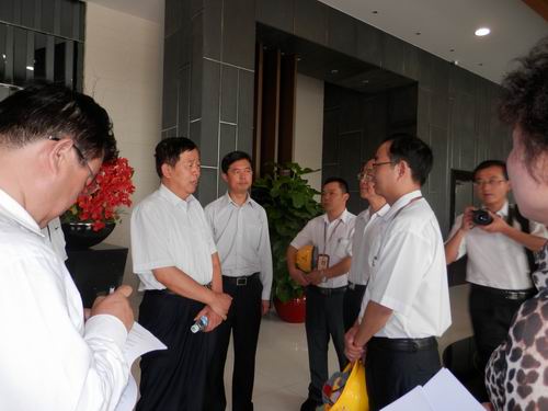 蘭州市副市長咸大明率團蒞臨公司參觀考