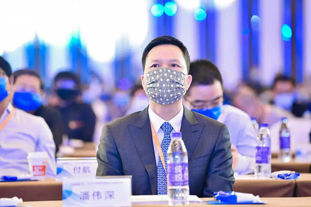 華昌團敥事長|偉深率Z華昌團管理及技術團出席本次大會