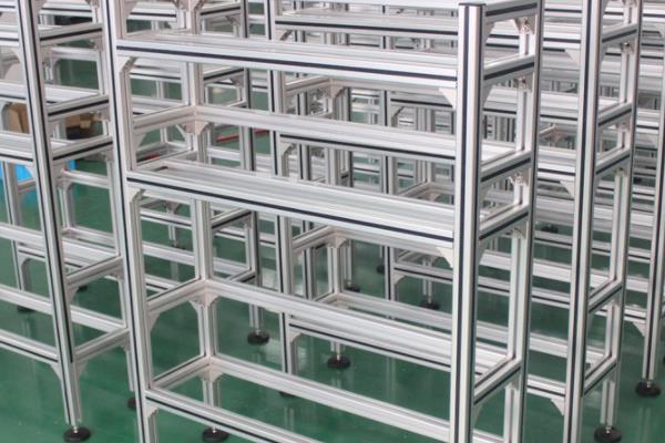 鋁型材框架高檔定制必須留意有哪些難題?