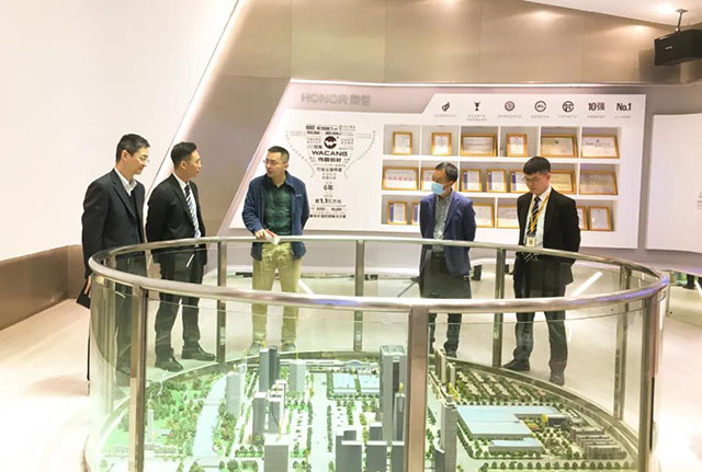 佛山市科技局Z黯一行蒞臨華昌團調研指黯工作