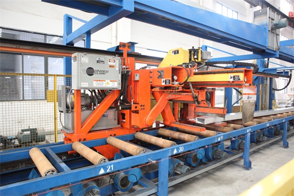 精密在線淬火系統(tǒng)及在線溫度監(jiān)測(cè)系統(tǒng)和雙牽引裝置