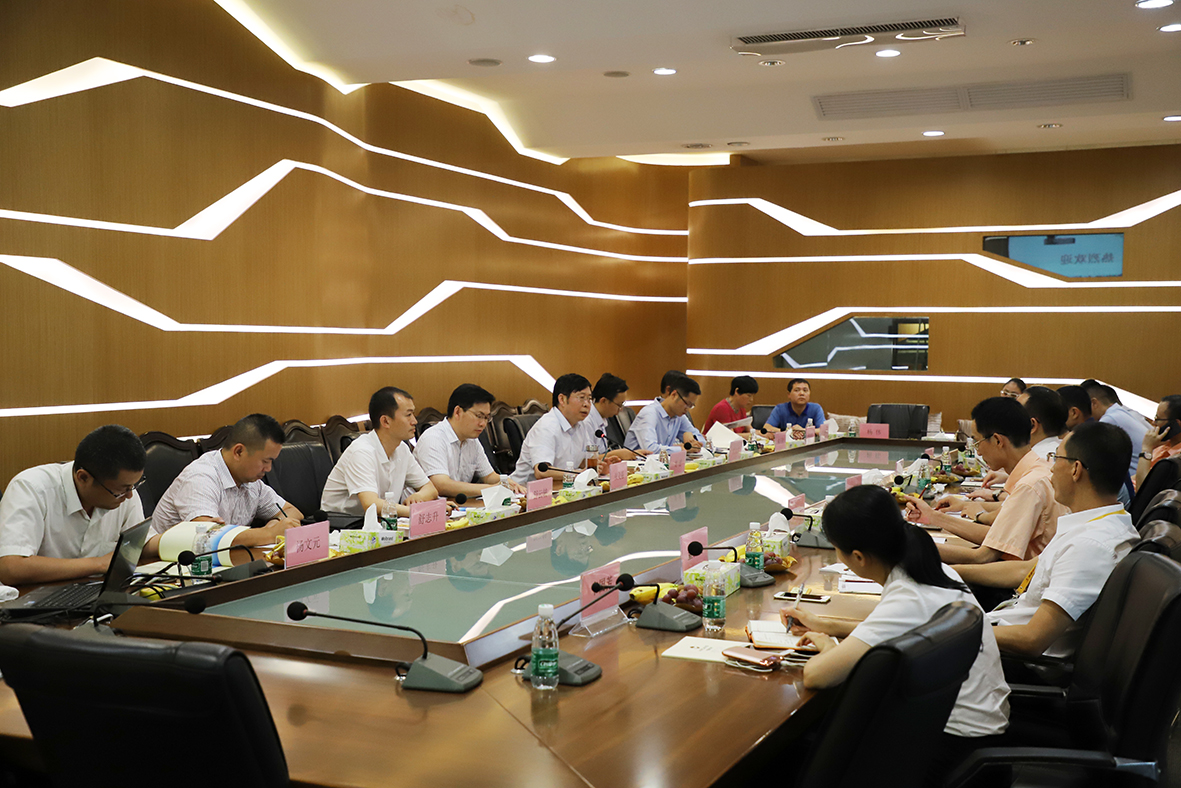 鰜n昭通市Z黯蒞臨我司參觀指黯工作